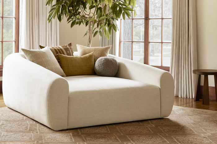 Dettori Love Seat Chaise Lounge